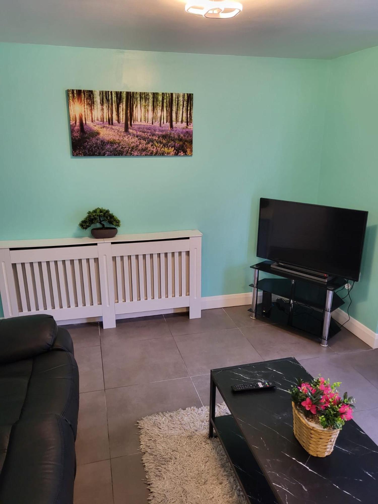Lovely 2- Bedroom Apartment In Belfast Ngoại thất bức ảnh
